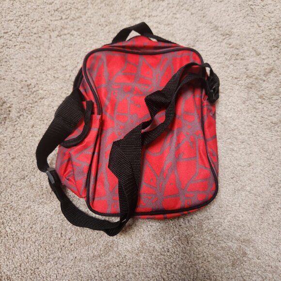 New Vintage Carry-All Bag from AARP - Red, Black with Cellphone Pockets - Picture 2 of 5